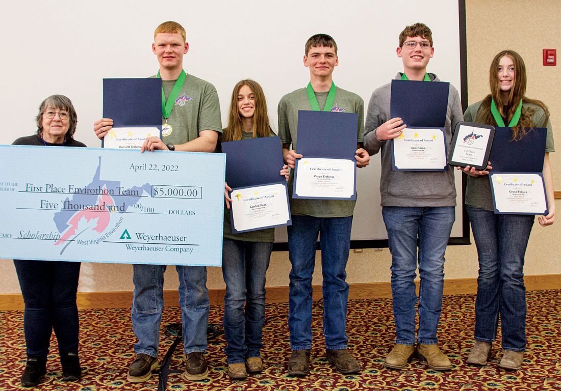 Ravenswood FFA team wins the 2022 West Virginia Envirothon News